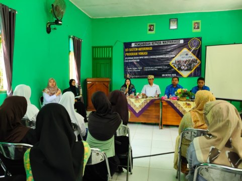 Teknologi dan Semangat Belajar Warnai Pengabdian Program Vokasi D3 Sistem Informasi UM Metro di SLB Negeri Metro