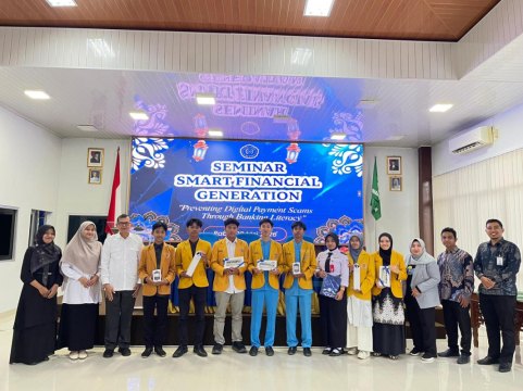 Waspada Scam Digital, Program Vokasi UM Metro Bekali Pelajar Literasi Finansial melalui Seminar Smart Financial Generation