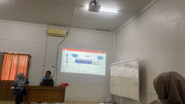 Membangun Kesiapan Karier, Program Vokasi UM Metro Laksanakan Sosialisasi untuk Mahasiswa Vokasi