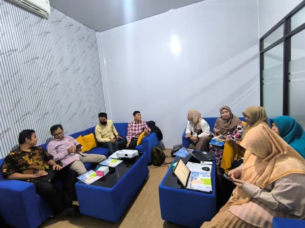 Program Vokasi mengadakan Rapat Mastama Vokasi dan Distribusi Mata Kuliah Program Vokasi UM Metro